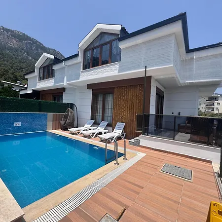 Relax 1 Lueks Kemer